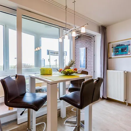 Lägenhet Residenz Meeresbrandung 11 Mit Verglastem Balkon Und Meerblick , Einbaukueche ,2 X Tv,schwimmbad, Sauna , Reservierter Stellplatz, Wlan ! Cuxhaven