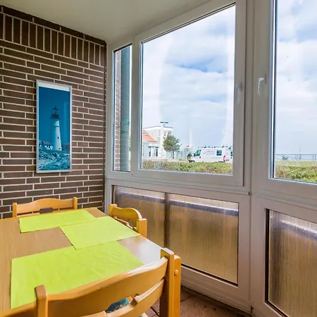 Residenz Meeresbrandung 11 Mit Verglastem Balkon Und Meerblick , Einbaukueche ,2 X Tv,schwimmbad, Sauna , Reservierter Stellplatz, Wlan !